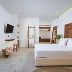 Ubud Mykonos Hotel Agios Ioannis Diakoftis