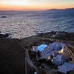 Ubud Mykonos Hotel 4*