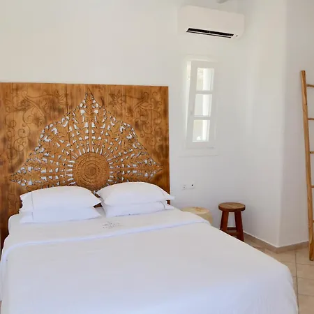 מלון Ubud Mykonos 4*