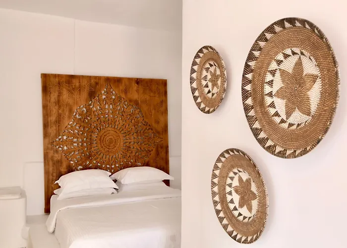 Ubud Mykonos Agios Ioannis Diakoftis