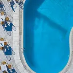 Ubud Mykonos Otel Agios Ioannis Diakoftis