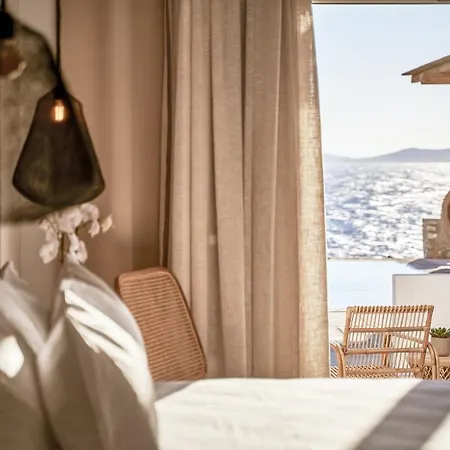 Ubud Mykonos Agios Ioannis Diakoftis