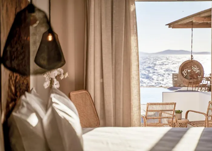 Ubud Mykonos Agios Ioannis Diakoftis