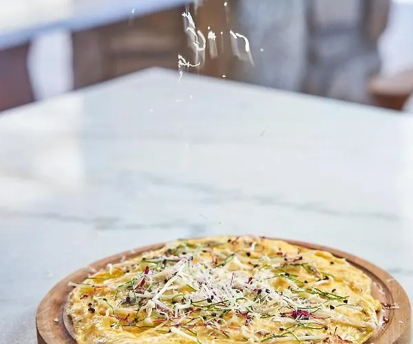 Ubud Mykonos Agios Ioannis Diakoftis