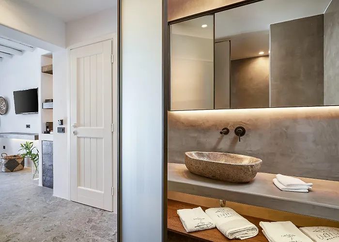 Ubud Mykonos فندق Agios Ioannis Diakoftis